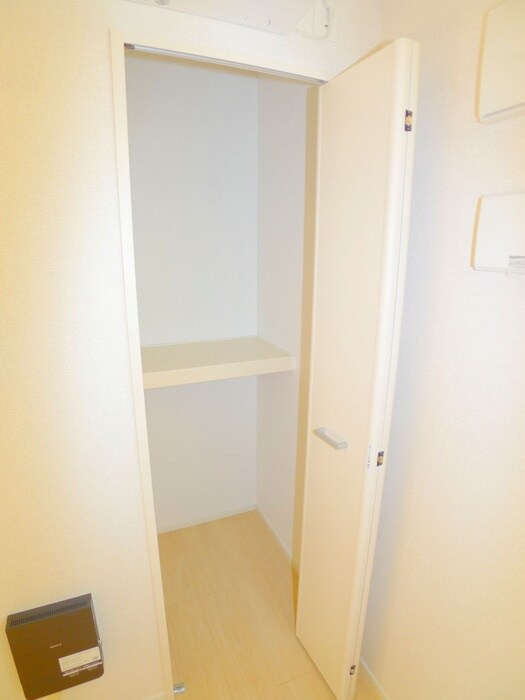 物件内観写真22　(収納)