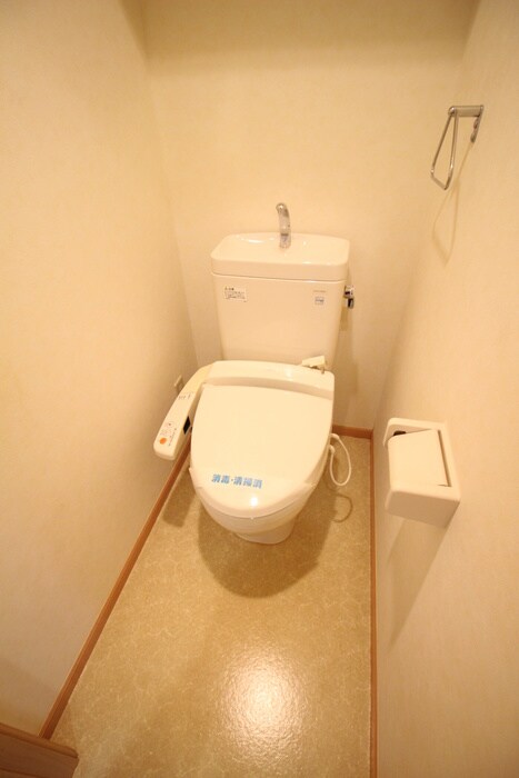 物件内観写真15　(トイレ)