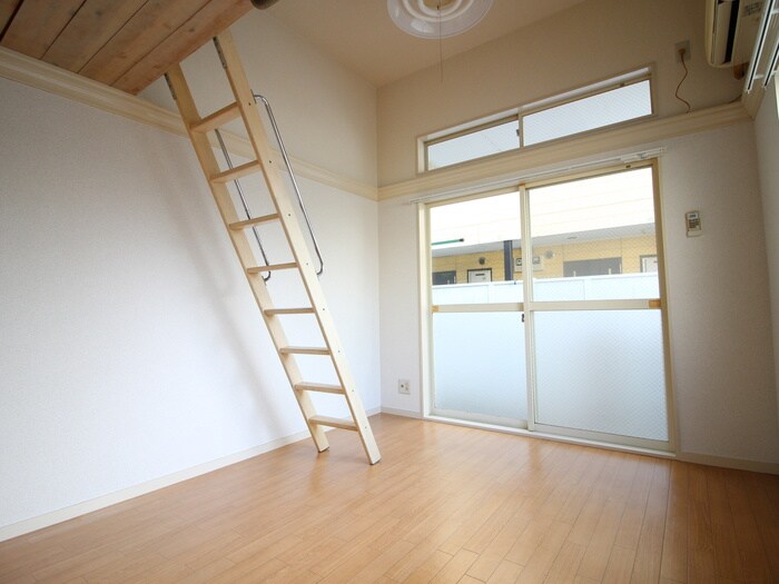 物件内観写真9　(居室)