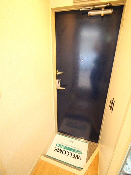 物件内観写真19　(玄関)
