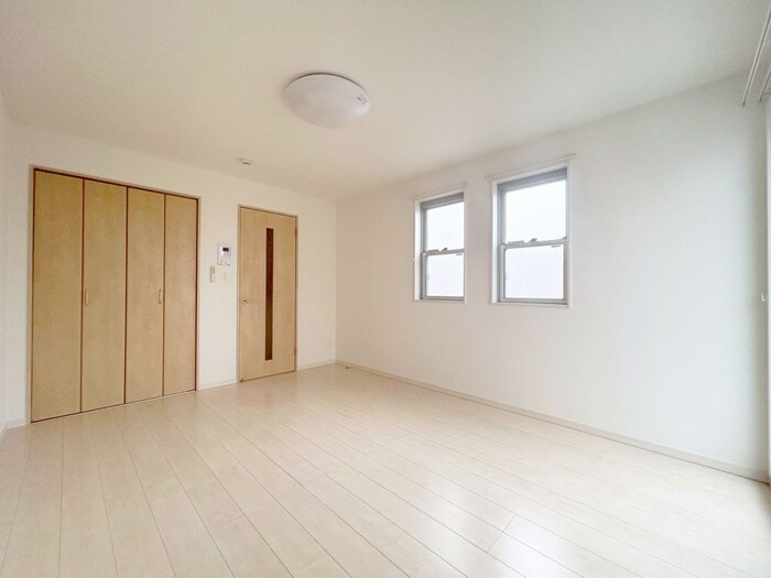 物件内観写真15　(居室)