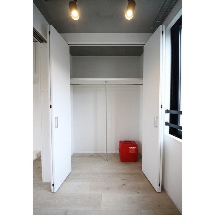 物件内観写真10　(収納)