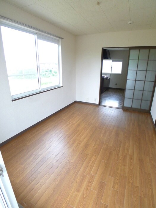 物件内観写真5　(居室)