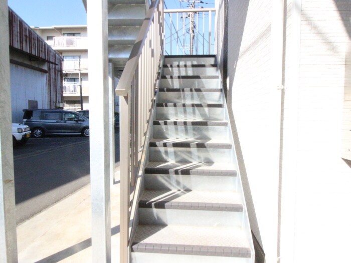 物件外観写真4　(建物設備)