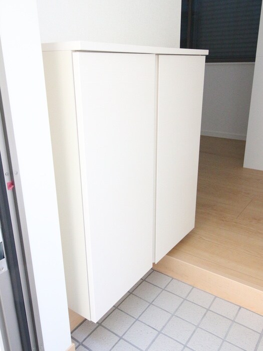 物件内観写真15　(靴箱)