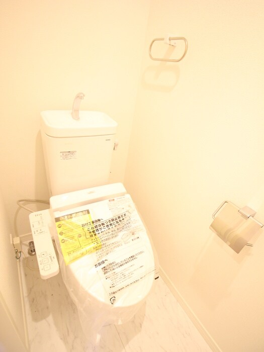 物件内観写真16　(トイレ)