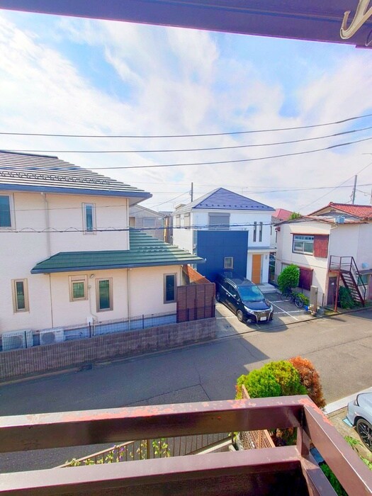 物件内観写真14　(室内からの展望)