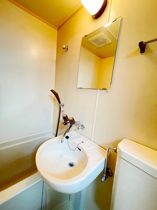 物件内観写真12　(洗面)