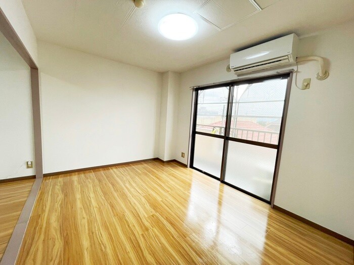 物件内観写真17　(居室)