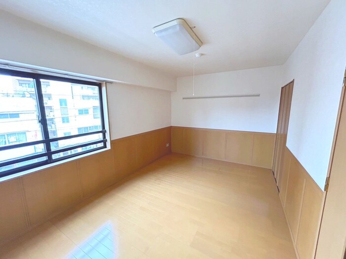 物件内観写真10　(居室)