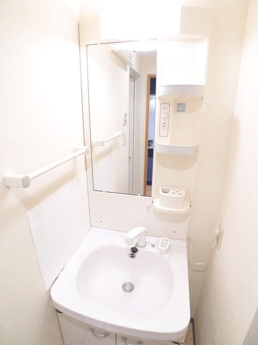 物件内観写真11　(洗面)