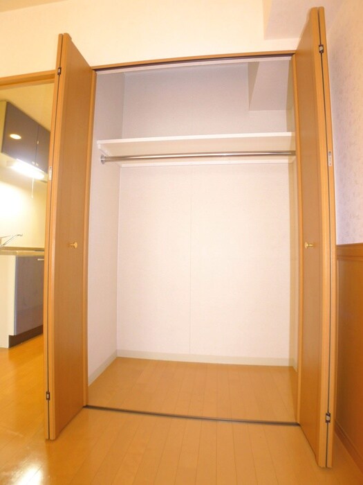 物件内観写真11　(収納)