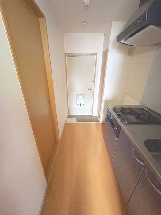 物件内観写真19　(廊下)