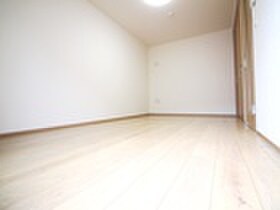 物件内観写真6　(居室)