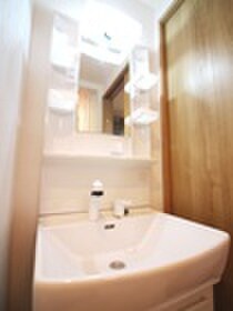 物件内観写真11　(洗面)