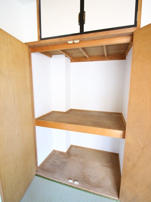 物件内観写真16　(収納)