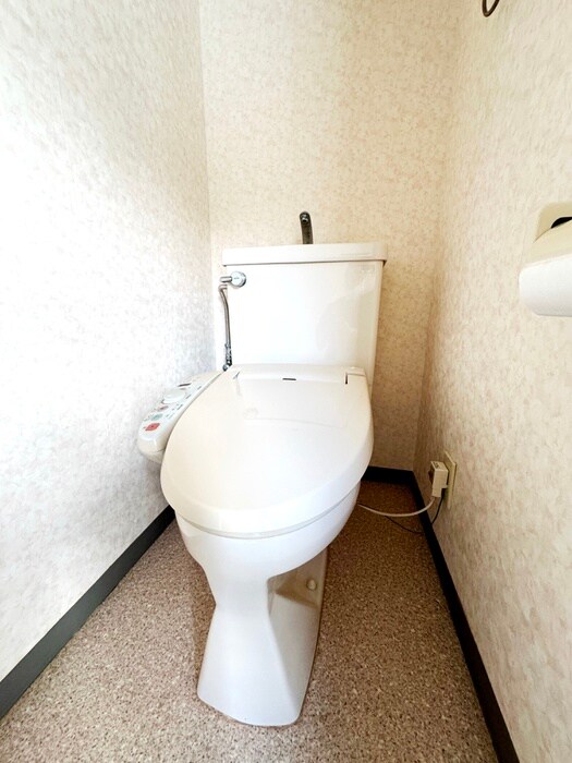 物件内観写真12　(トイレ)