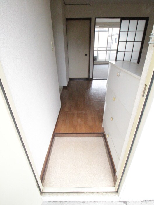 物件内観写真20　(玄関)