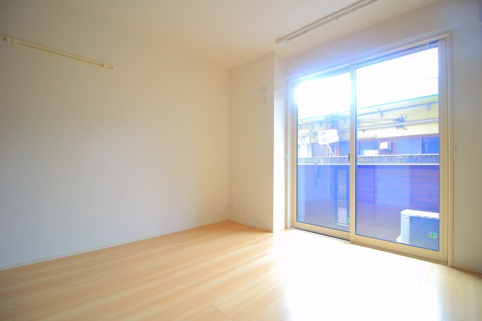 物件内観写真9　(居室)