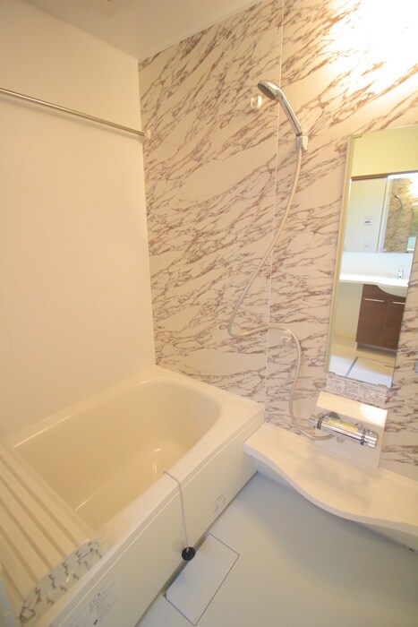 物件内観写真12　(バス／シャワールーム等)