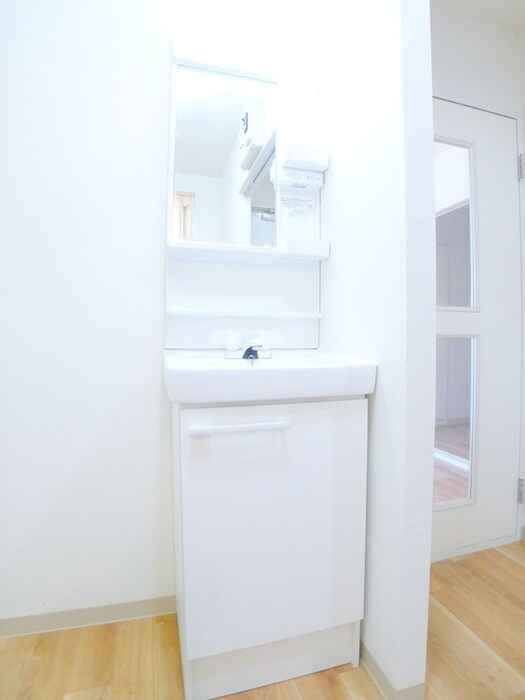 物件内観写真10　(洗面)