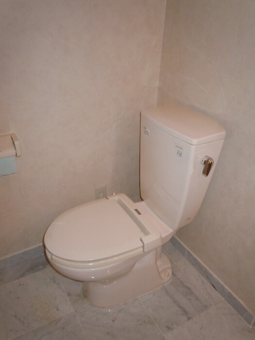 物件内観写真7　(トイレ)