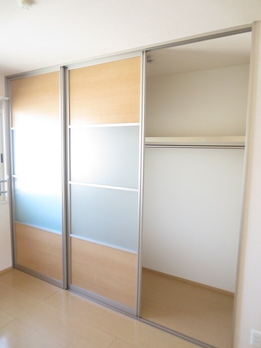 物件内観写真13　(収納)