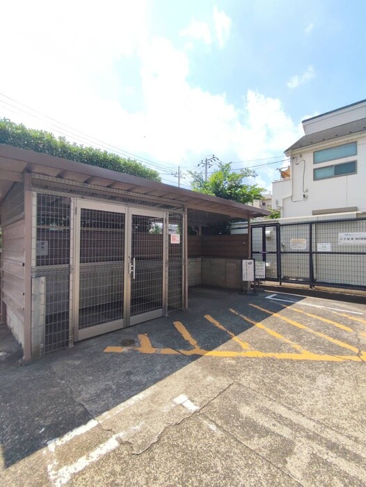 物件外観写真4　(建物設備)