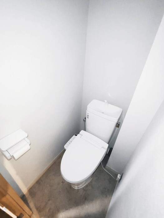 物件内観写真14　(トイレ)