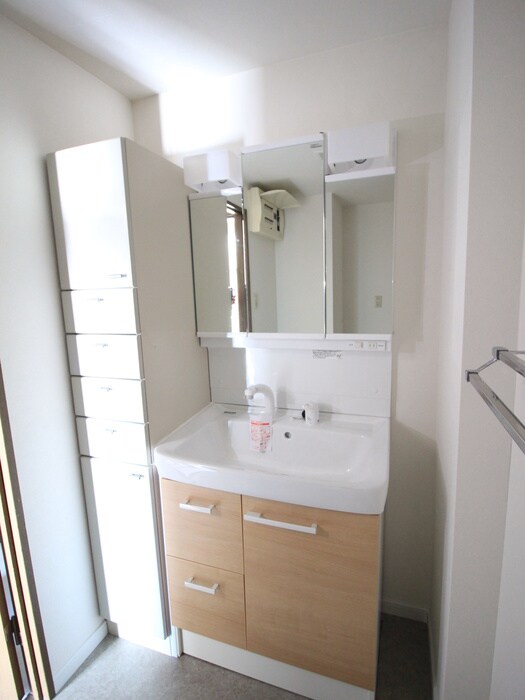 物件内観写真10　(洗面)