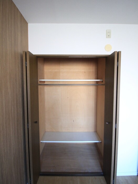 物件内観写真15　(収納)