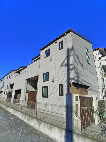 Casa市宿通り外観写真