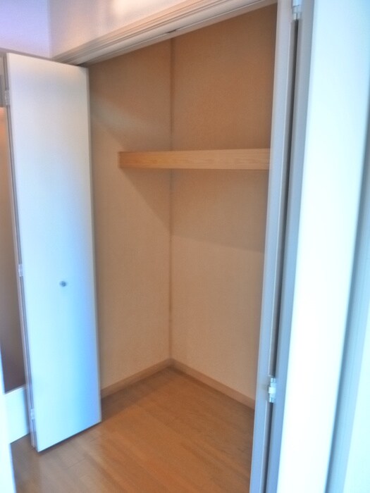 物件内観写真14　(収納)