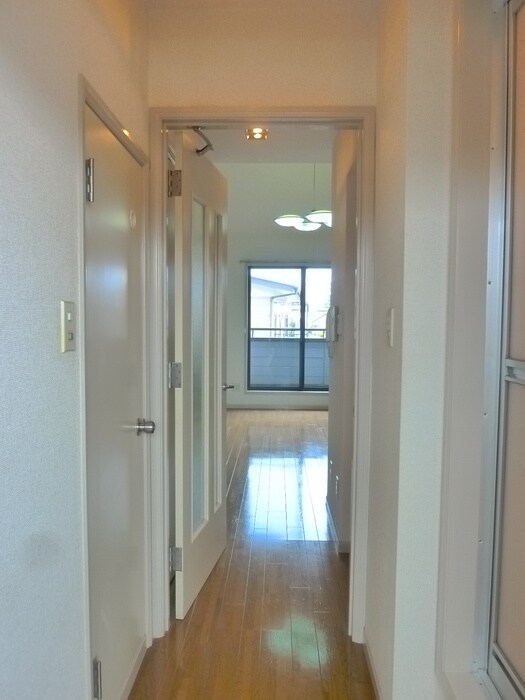 物件内観写真15　(廊下)