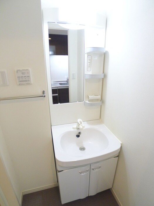 物件内観写真13　(洗面)