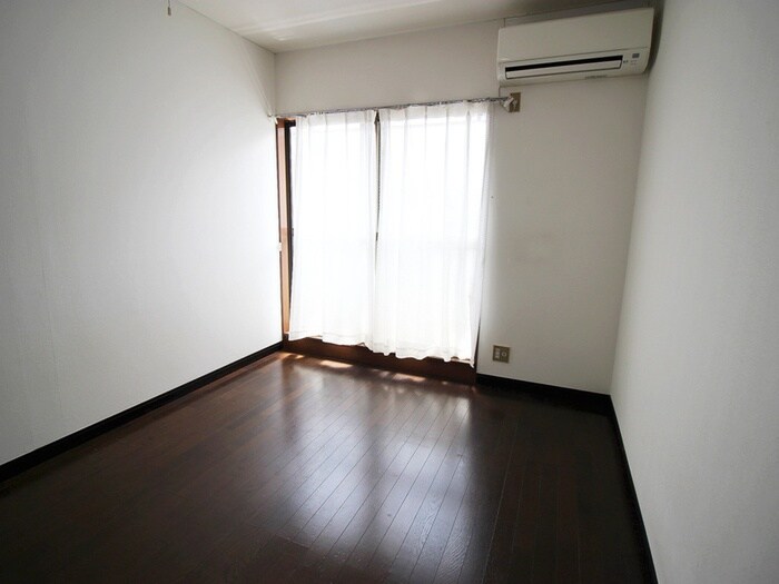 小俣ハウスの居室