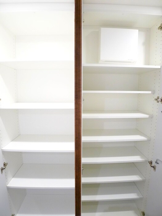 物件内観写真10　(靴箱)