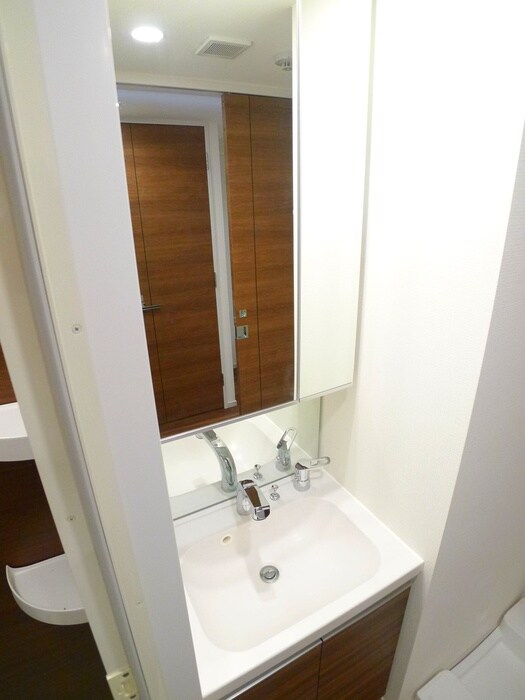 物件内観写真13　(洗面)