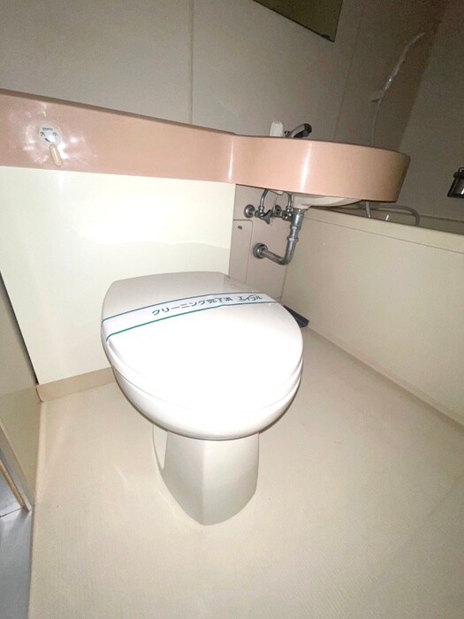 物件内観写真11　(トイレ)