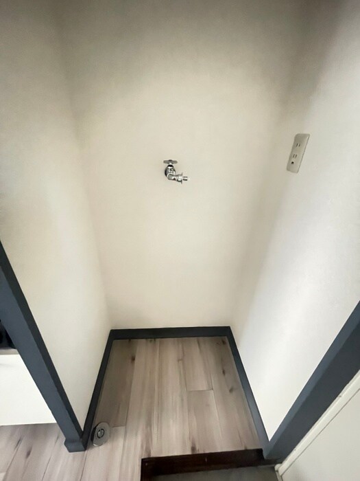 物件内観写真13　(洗濯機置場)