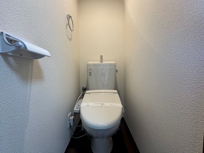 物件内観写真14　(トイレ)