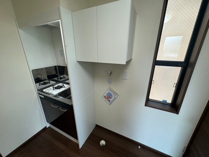 物件内観写真15　(洗濯機置場)