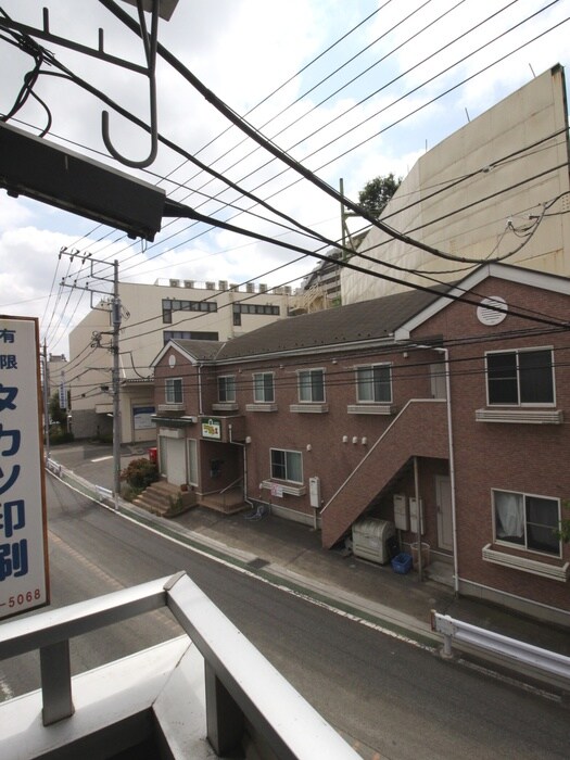 物件内観写真14　(室内からの展望)