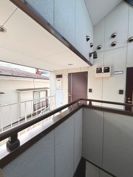 物件内観写真13　(室内からの展望)