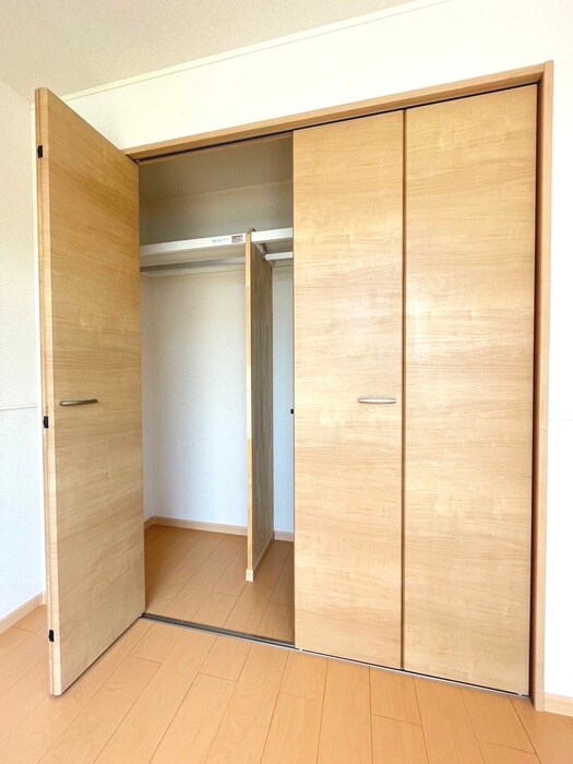 物件内観写真15　(収納)