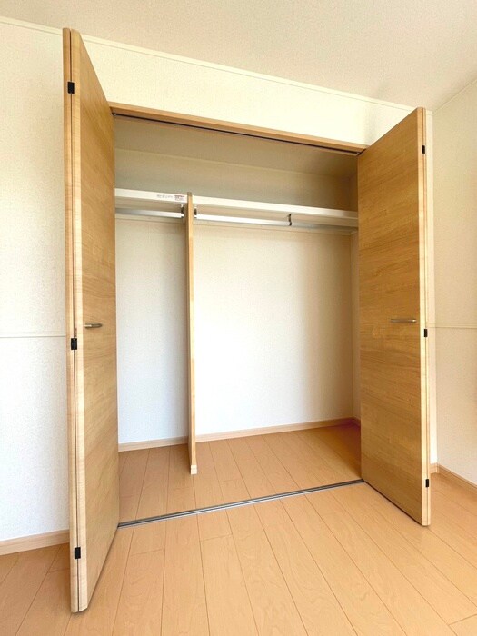 物件内観写真16　(収納)