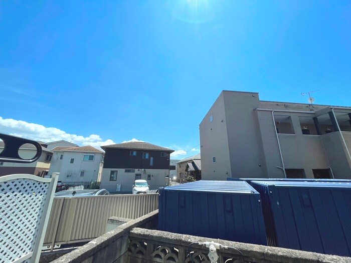 物件内観写真22　(室内からの展望)