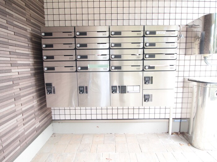 物件外観写真4　(建物設備)