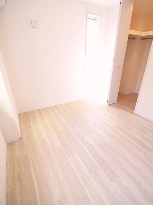 物件内観写真10　(居室)