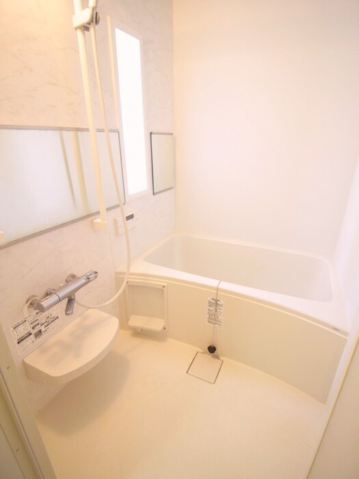 物件内観写真13　(バス／シャワールーム等)